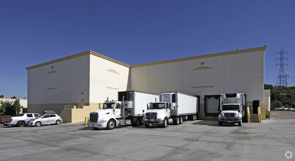 1330 Calle Avanzado, San Clemente, CA à louer - Photo du bâtiment - Image 3 de 29