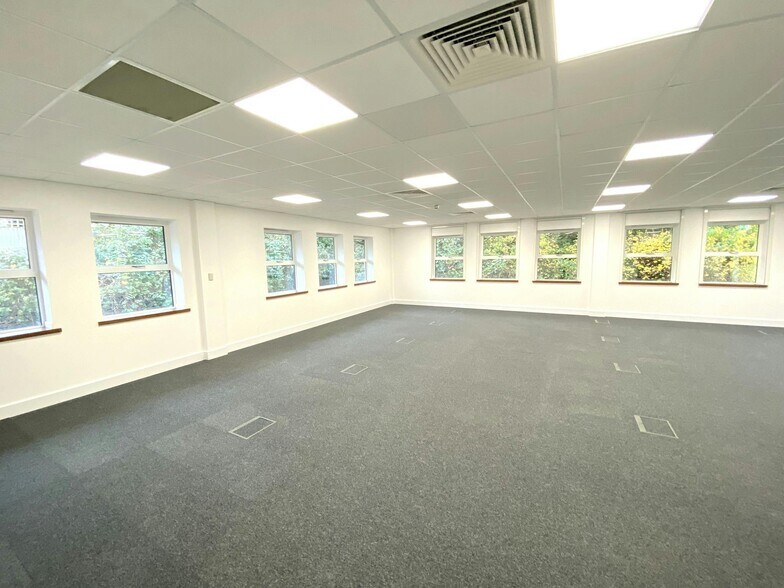 Old Gloucester Rd, Bristol for lease - Interior Photo - Image 3 of 30