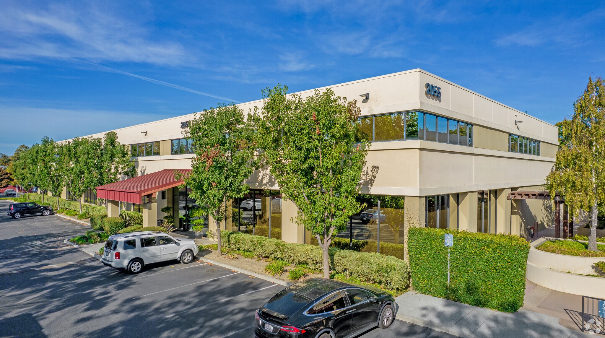 2055 Junction Ave, San Jose, CA à vendre Photo principale- Image 1 de 28