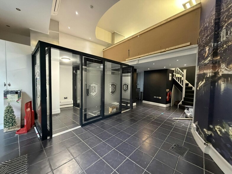 34A Shad Thames, London for sale - Building Photo - Image 2 of 6