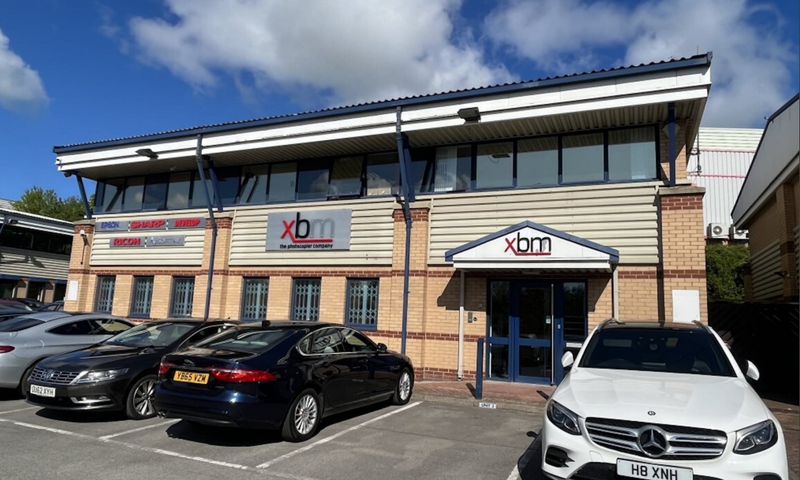 3 Axis Ct, Yeadon for sale Building Photo- Image 1 of 4