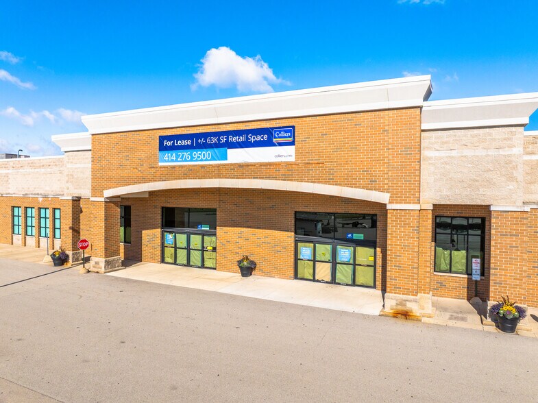 2320-2400 W Ryan Rd, Oak Creek, WI à louer - Photo du bâtiment - Image 2 de 9