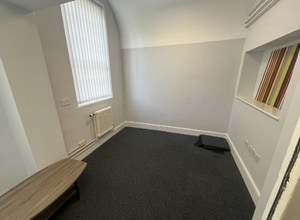 Union Rd, Lincoln for lease Interior Photo- Image 1 of 2