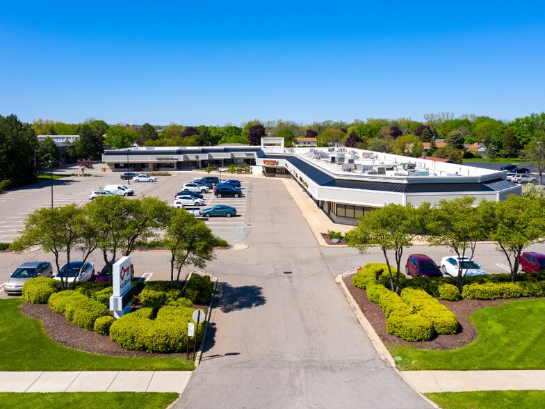 37104-37152 Six Mile Rd, Livonia, MI à louer - Photo du bâtiment - Image 1 de 5