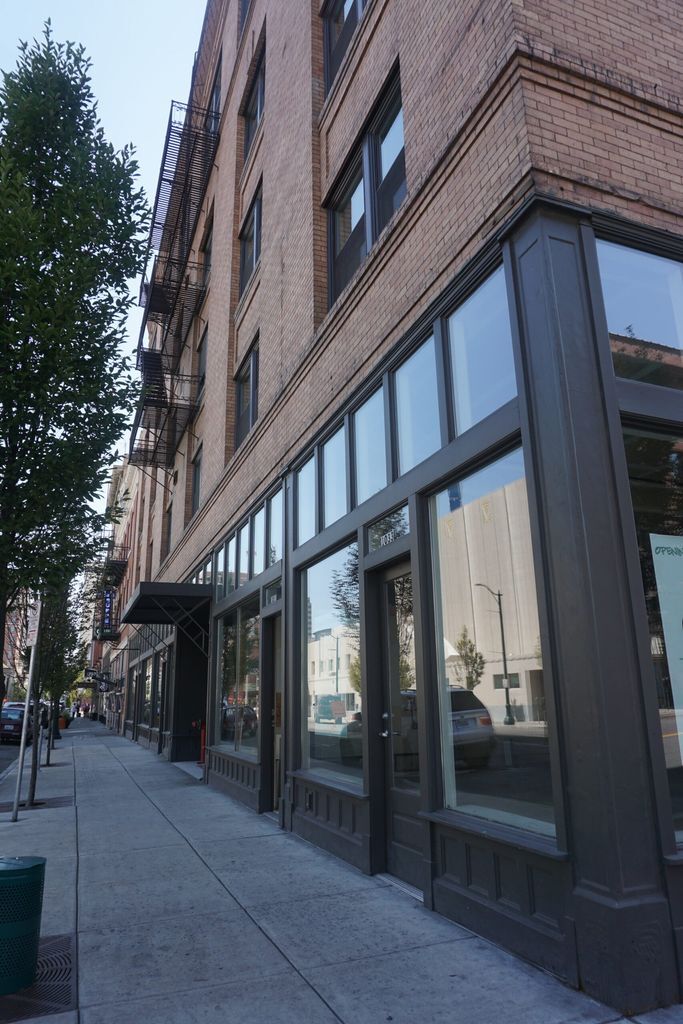 1024 W Railroad Aly, Spokane, WA for lease Primary Photo- Image 1 of 2