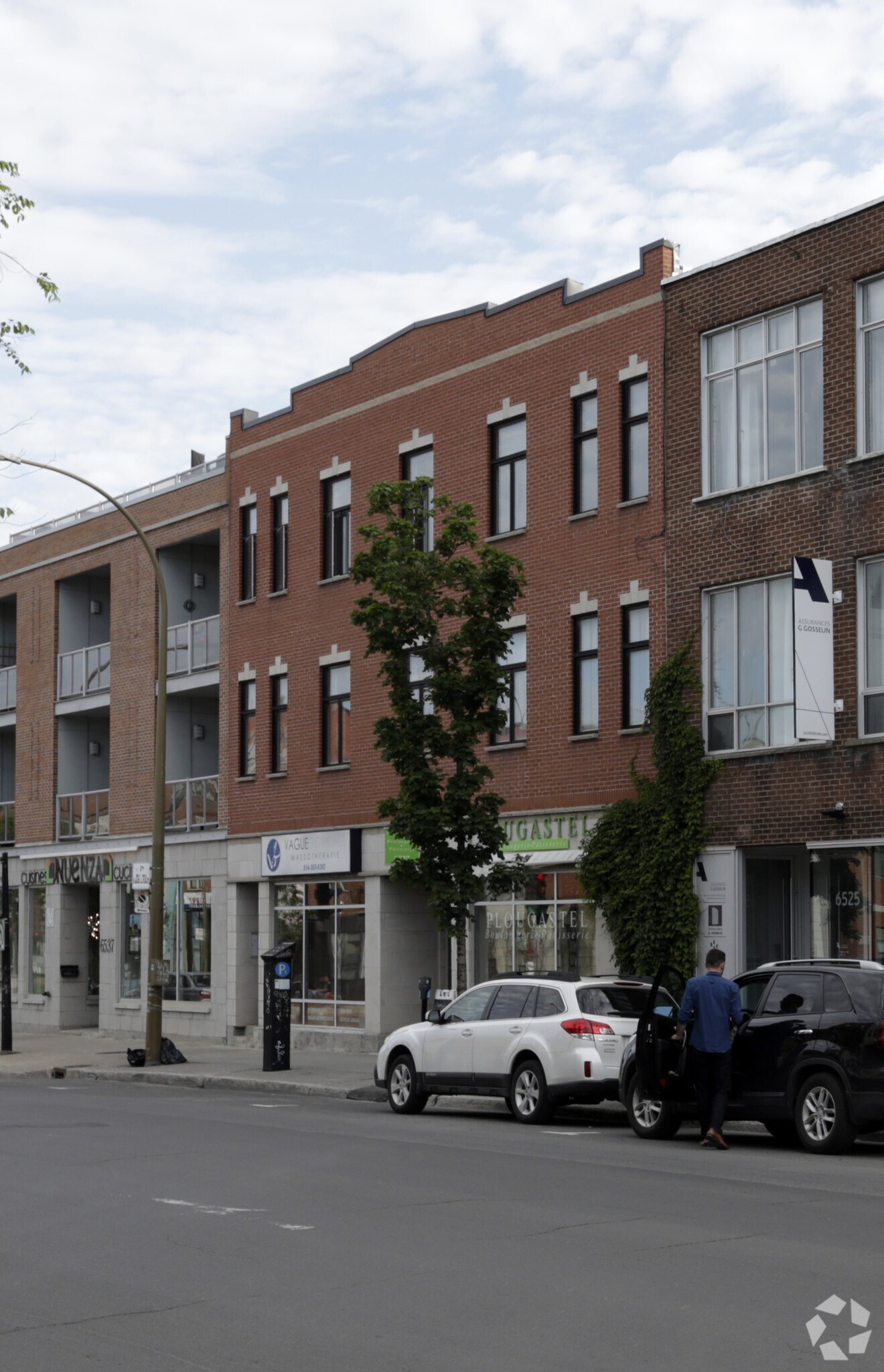 6527-6531 Boul Saint-Laurent, Montréal, QC for sale Primary Photo- Image 1 of 1