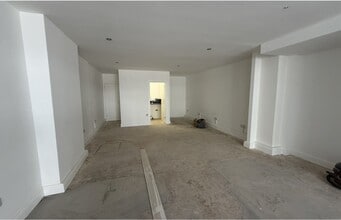 94-94A West St, Fareham for lease Interior Photo- Image 2 of 6