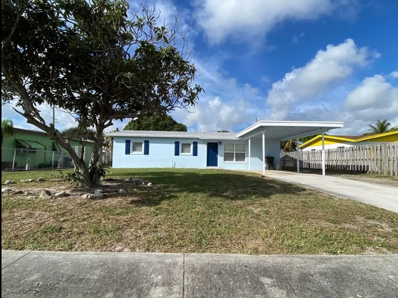 926 SW 11th Ter, Delray Beach, FL à vendre - Photo principale - Image 1 de 1