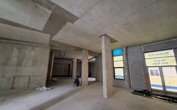 12-16 Bilbury St, Plymouth à louer Photo intérieure- Image 2 de 4