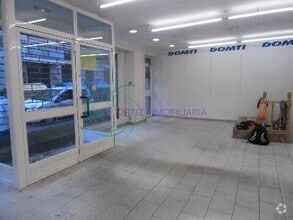 Retail in Cuenca, Cuenca for lease Interior Photo- Image 2 of 17