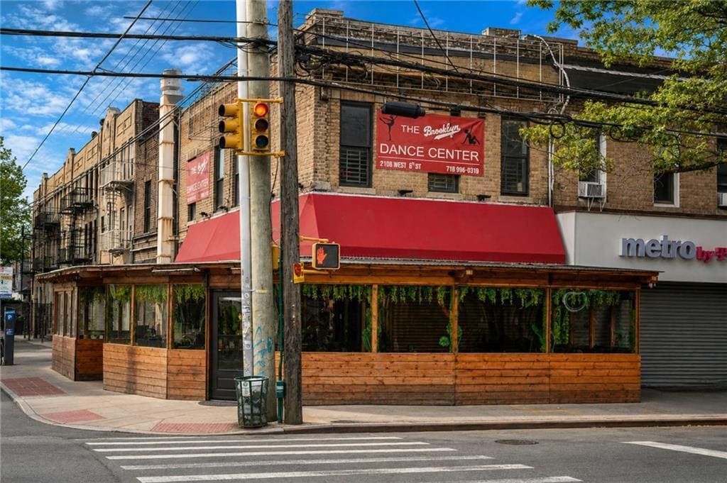 178 Avenue U, Brooklyn, NY for sale Primary Photo- Image 1 of 8