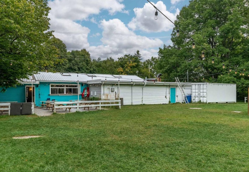 1705 County Road 12, Picton, ON à vendre - Photo du bâtiment - Image 3 de 14