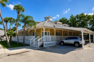 1342 Colonial Blvd, Fort Myers, FL for lease Interior Photo- Image 1 of 10