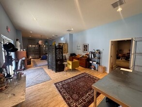 2415 N Albany Ave, Tampa, FL à louer Photo intérieure- Image 2 de 4