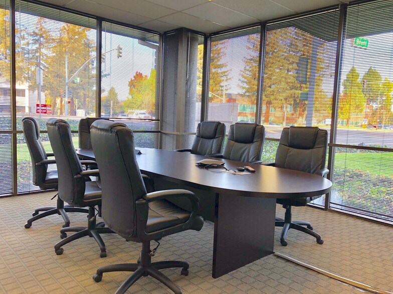 3080 Olcott St, Santa Clara, CA à louer - Photo du bâtiment - Image 2 de 10