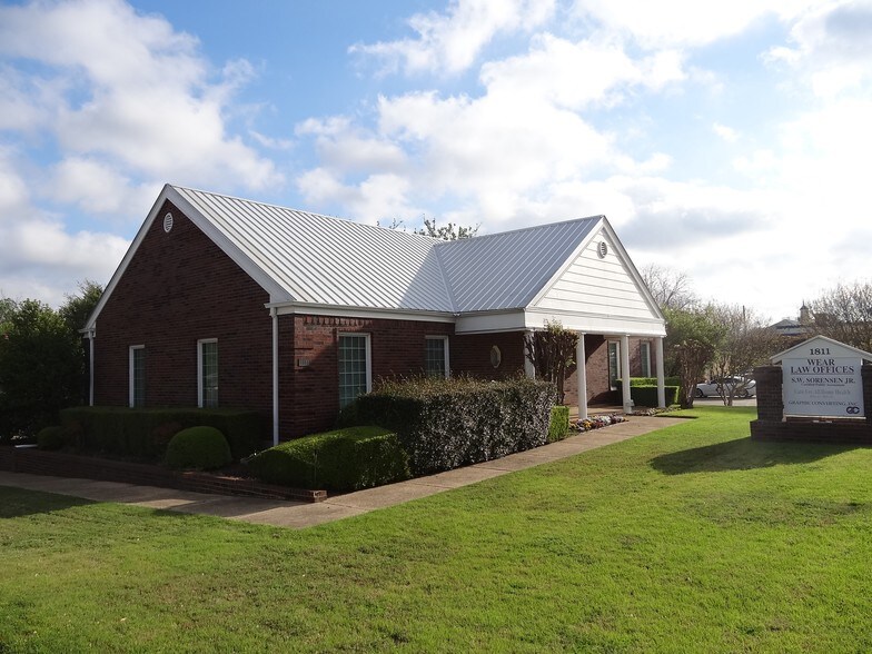 1811 W Park Row Dr, Arlington, TX à vendre - Photo du bâtiment - Image 2 de 2