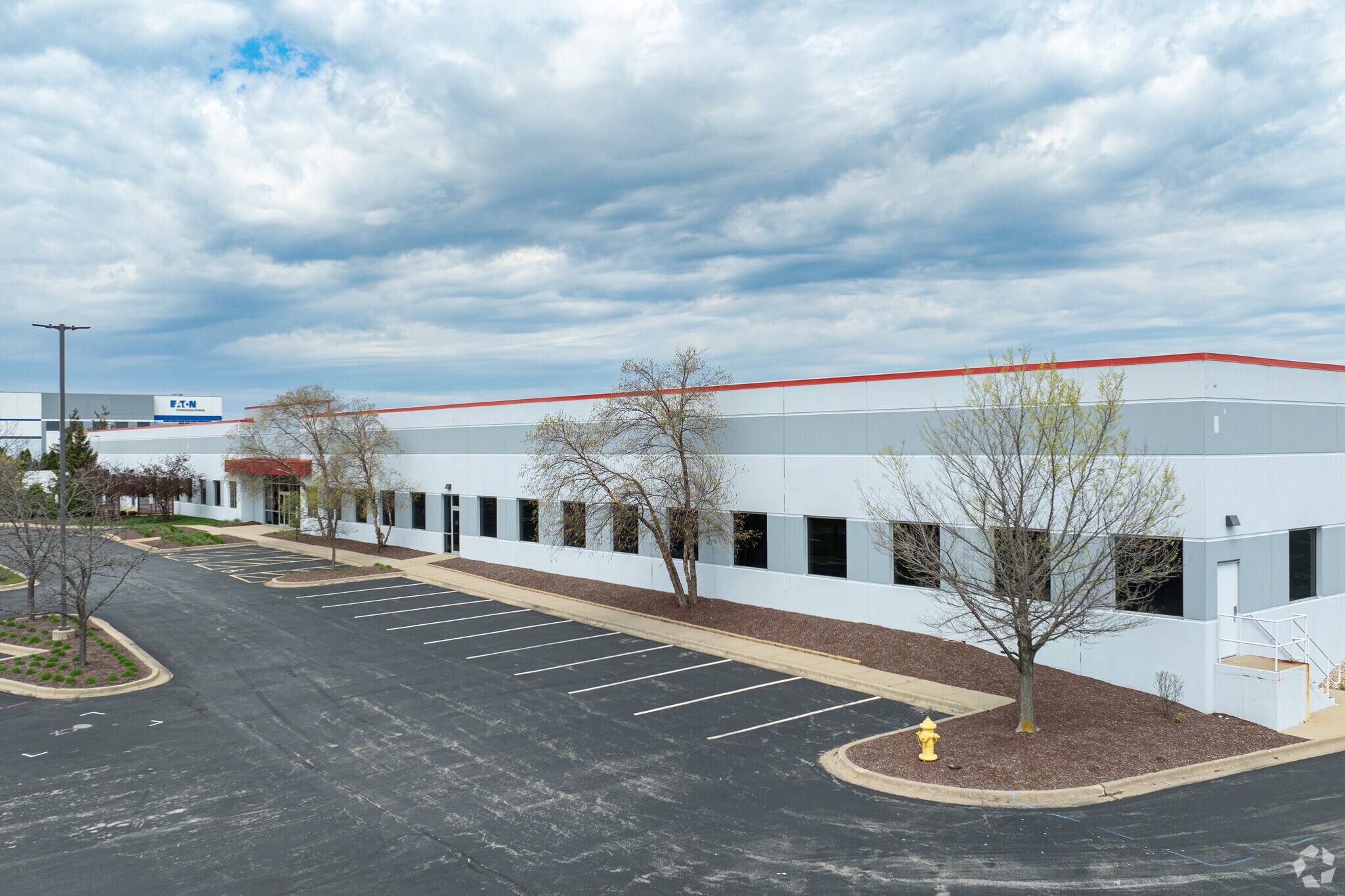 10100 Woodward Ave, Woodridge, IL à vendre Photo principale- Image 1 de 14