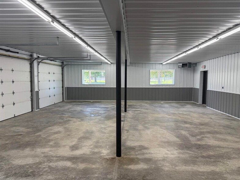 349 Monroe St, Oconto Falls, WI for sale - Building Photo - Image 3 of 13