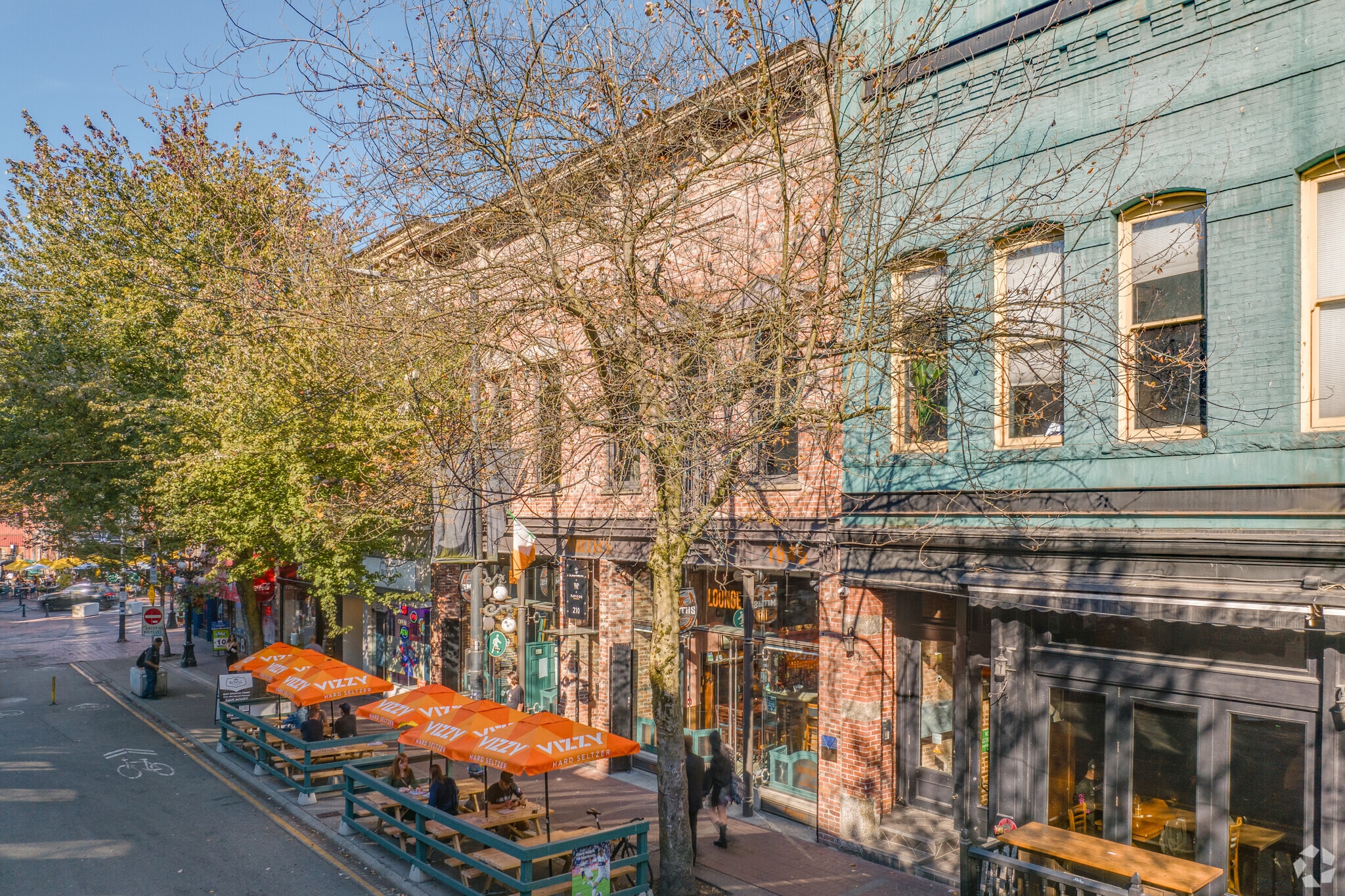 210-212 Carrall St, Vancouver, BC for lease Primary Photo- Image 1 of 5