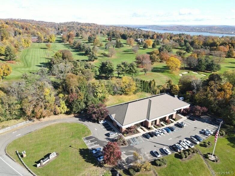 5020 Route 9W, Newburgh, NY à louer - Aérien - Image 3 de 21