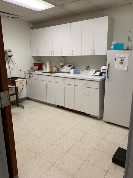 2119 Broadway, East Chicago, IN à vendre - Photo intérieure - Image 2 de 6