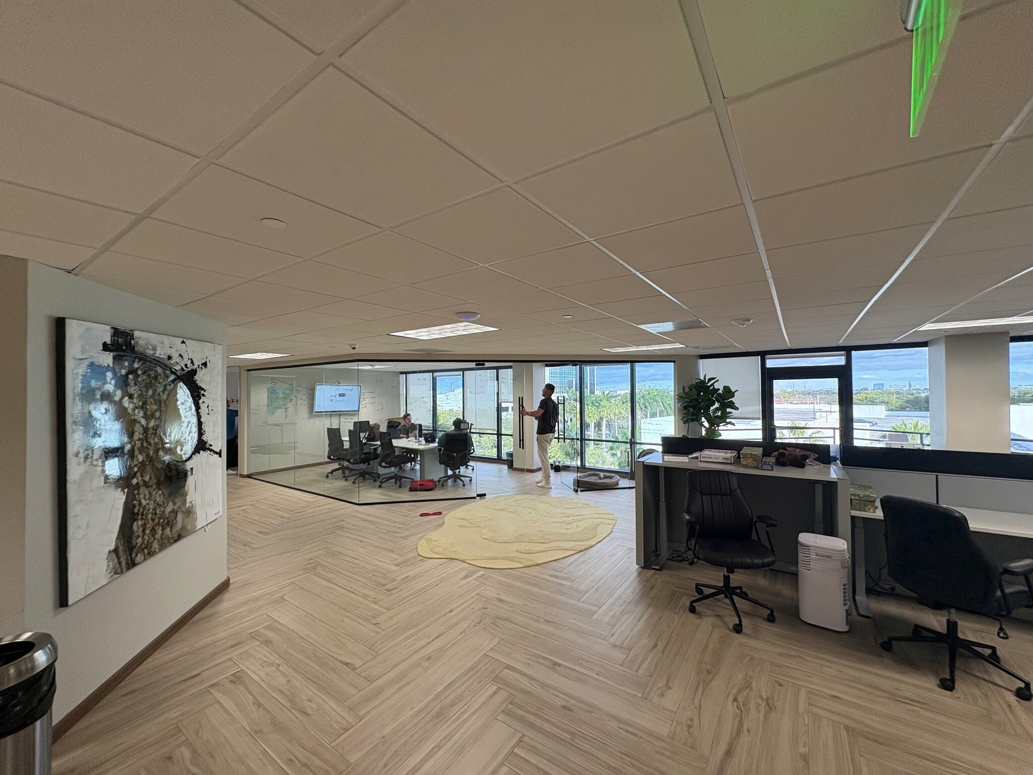 1401 Forum Way, West Palm Beach, FL for lease Interior Photo- Image 1 of 3