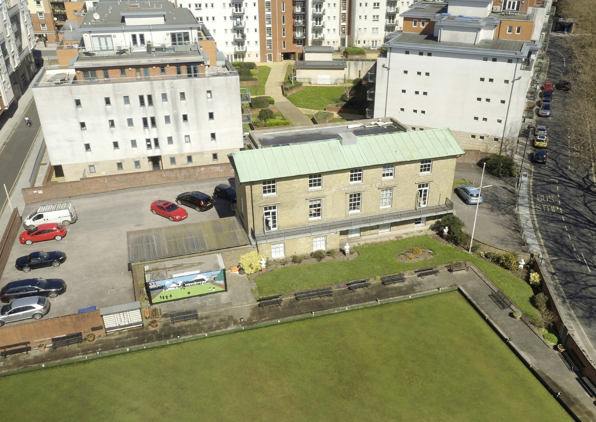 Orchard Pl, Southampton à louer Photo du bâtiment- Image 1 de 2