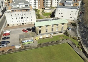 Orchard Pl, Southampton à louer Photo du bâtiment- Image 1 de 2