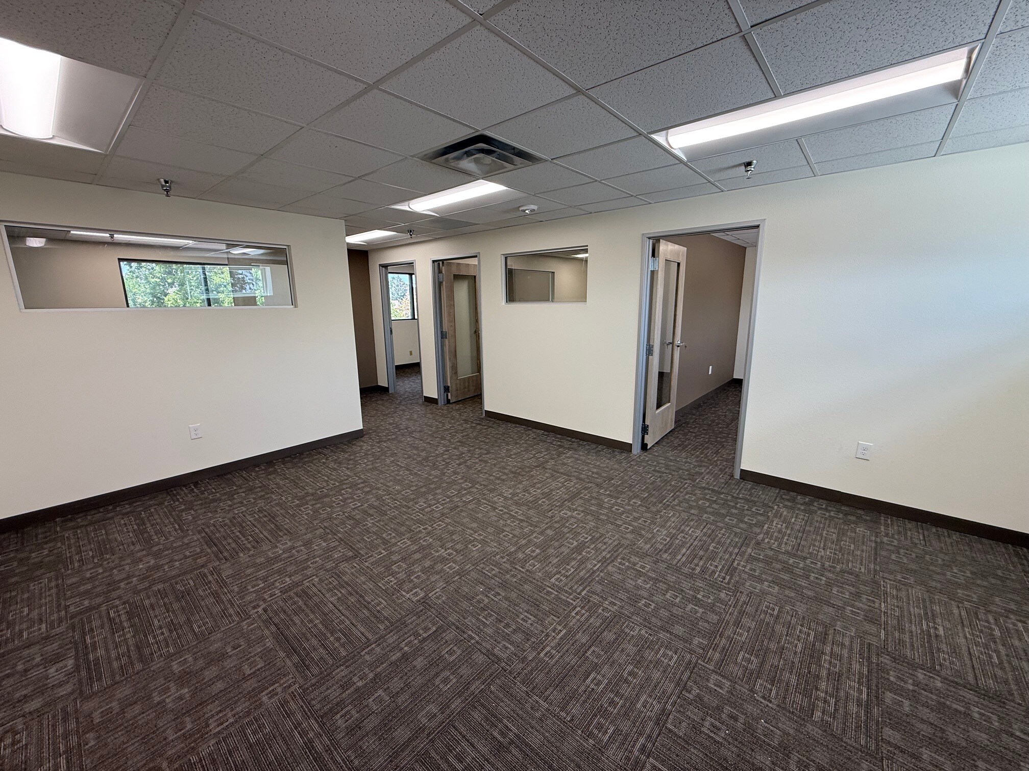 1712-1780 Topaz Dr, Loveland, CO for lease Interior Photo- Image 1 of 7