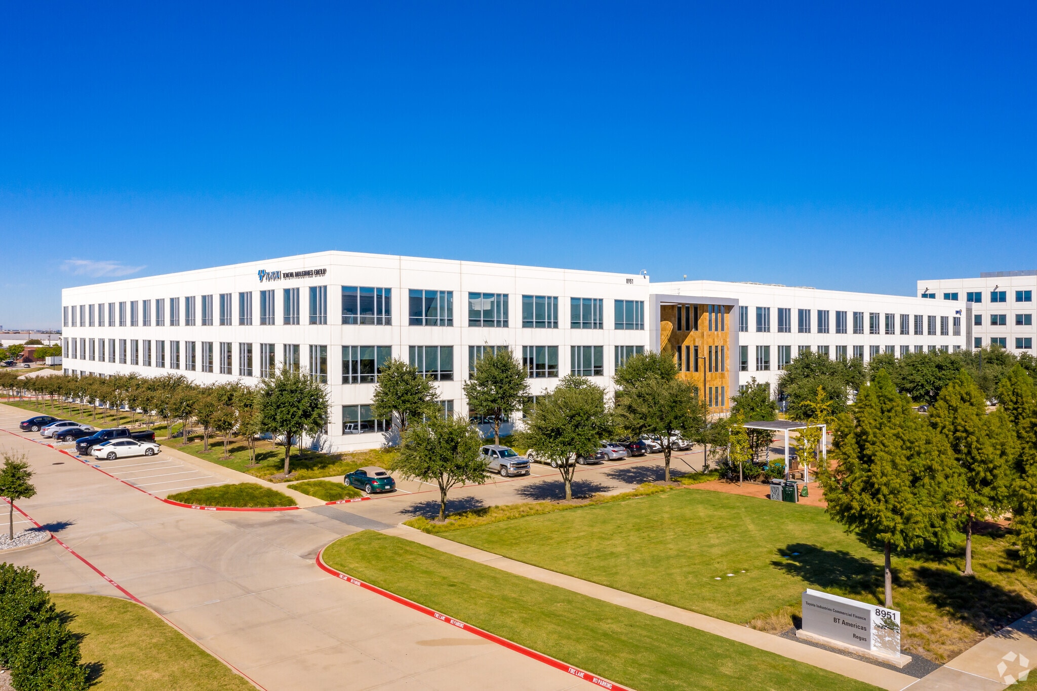 8951 Cypress Waters Blvd, Coppell, TX for lease Primary Photo- Image 1 of 13