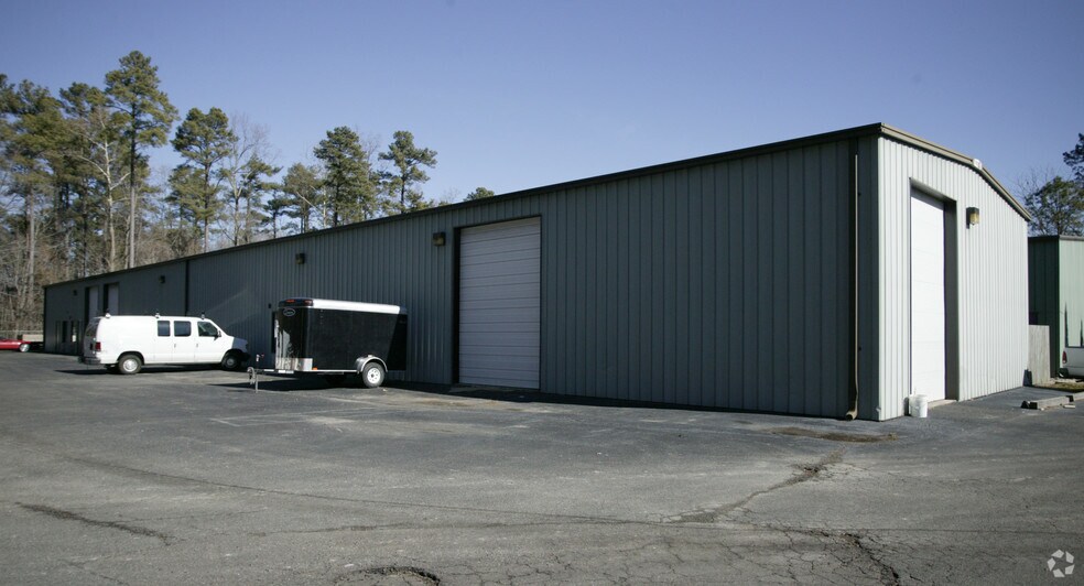 231 Parkway Dr, Williamsburg, VA for lease - Building Photo - Image 2 of 3