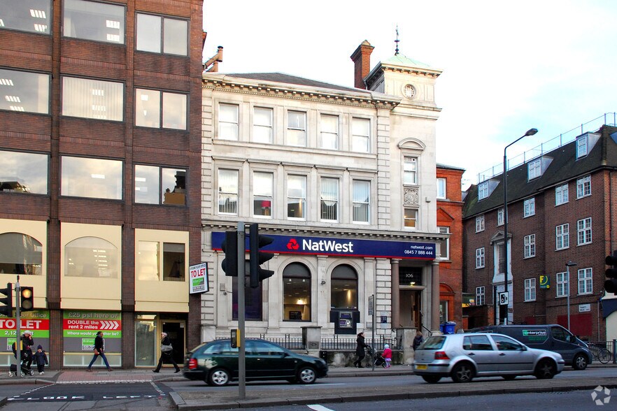 106 Finchley Rd, Londres à louer - Photo du bâtiment - Image 2 de 9
