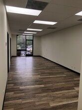 5700 Corsa Ave, Westlake Village, CA à louer Photo intérieure- Image 1 de 5