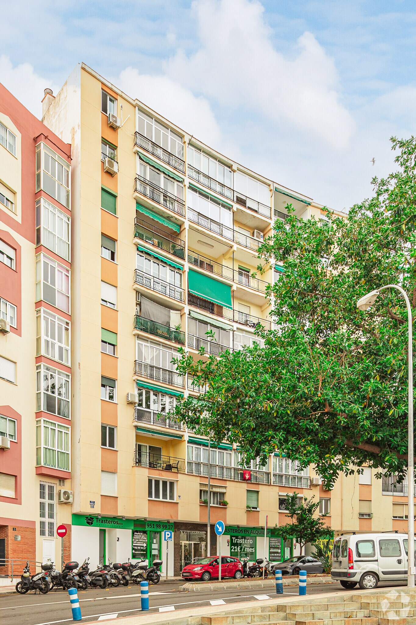 Calle San Millán, 5, Málaga, Málaga for lease Primary Photo- Image 1 of 2