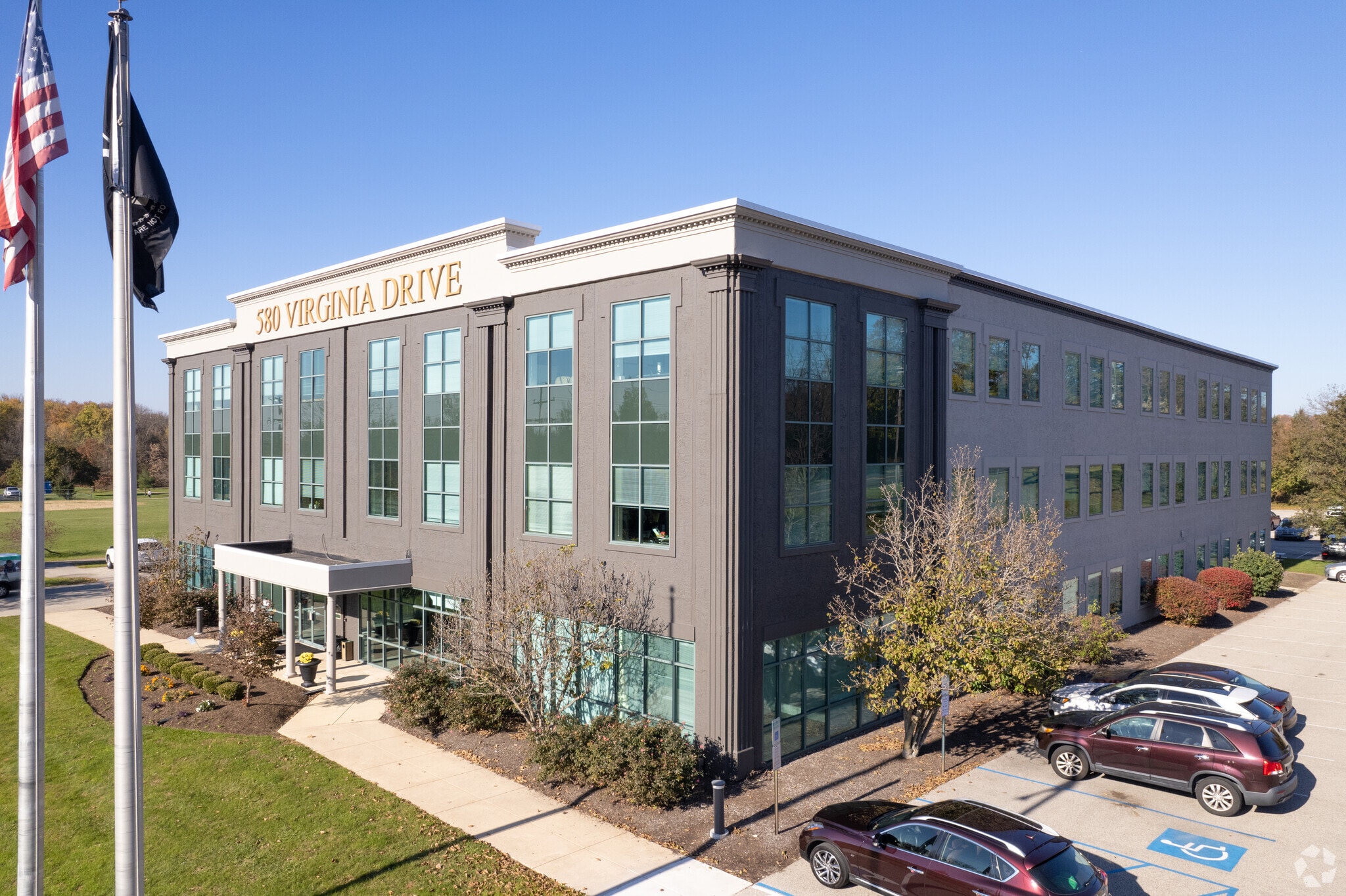 580 Virginia Dr, Fort Washington, PA for lease Primary Photo- Image 1 of 7