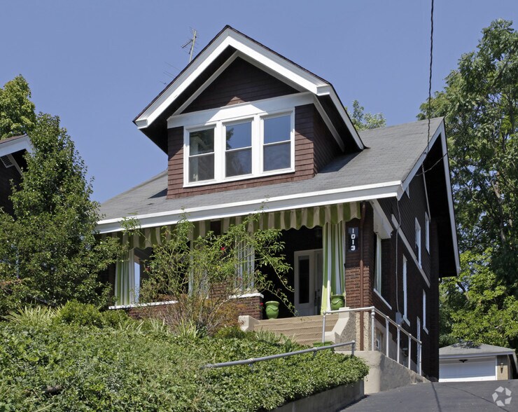 1013 Delta Ave, Cincinnati, OH à vendre - Photo du bâtiment - Image 2 de 3