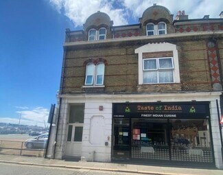 Plus de détails pour 24 Castle St, East Cowes - Commerce de détail à vendre