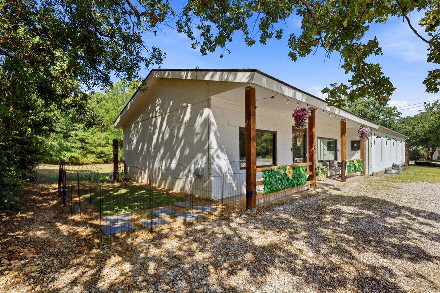 6720 Dick Price Rd, Mansfield, TX à louer - Photo du bâtiment - Image 2 de 27