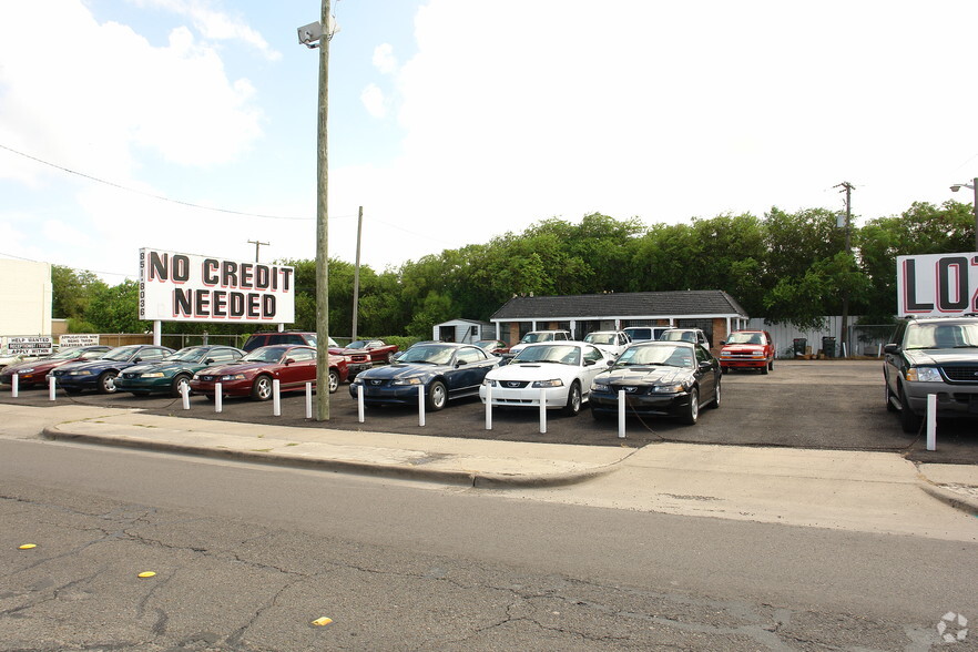 2517 South Padre Island Dr, Corpus Christi, TX for lease - Building Photo - Image 1 of 1