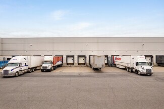 Plus de détails pour 2199 Boul Fernand-Lafontaine, Longueuil, QC - Bureau, Industriel à louer