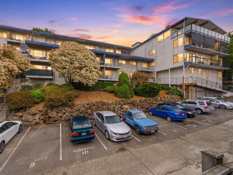 2629 14th Ave W, Seattle, WA for sale - Building Photo - Image 2 of 23