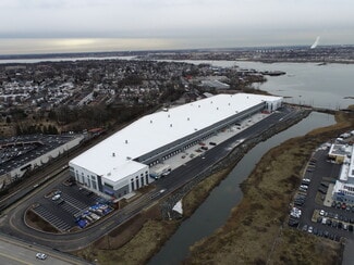 More details for 1 Nassau Pl, Staten Island, NY - Industrial for Lease