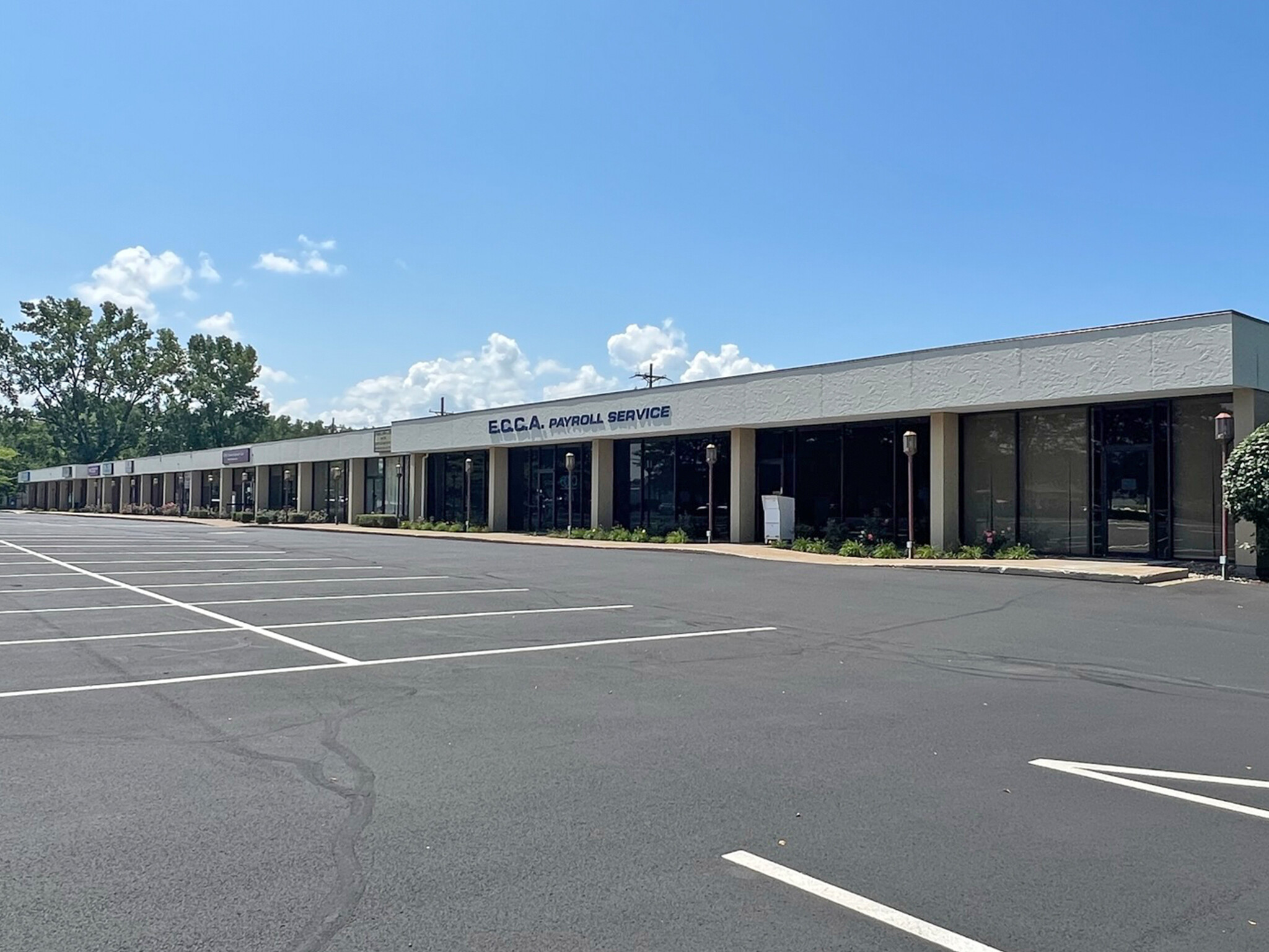 1600 Peninsula Dr, Erie, PA for lease Building Photo- Image 1 of 14