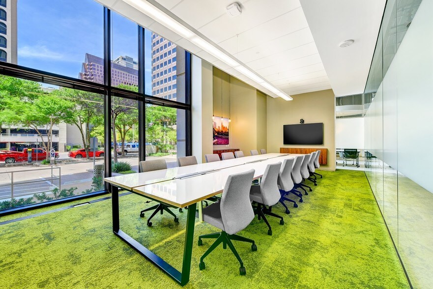 98 San Jacinto Blvd, Austin, TX à louer - Photo intérieure - Image 2 de 33