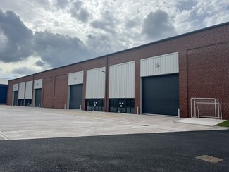 Plus de détails pour Redfern Rd, Birmingham - Industriel/Logistique à louer