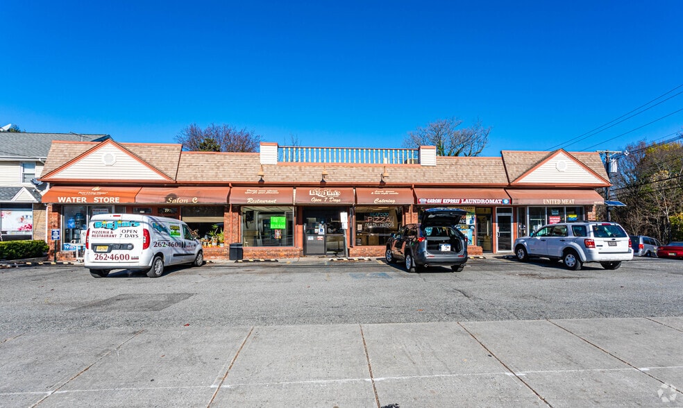 275 Main St, New Milford, NJ for lease - Building Photo - Image 2 of 4