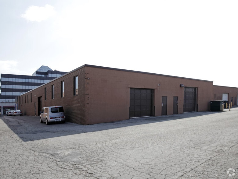 886 Progress Ave, Toronto, ON for sale - Building Photo - Image 2 of 4
