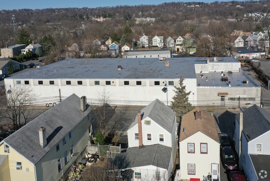 55 S Jefferson St, Orange, NJ for sale - Building Photo - Image 3 of 8