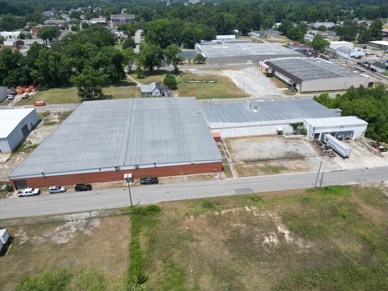 610 E 1st St, Lumberton, NC for sale - Building Photo - Image 2 of 6