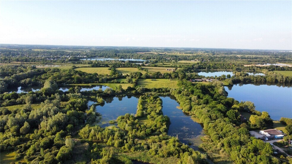 Cotswold Water Park, Ashton Keynes à vendre - Aérien - Image 2 de 4